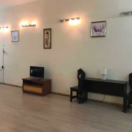 Mini-Hotel Verhovina Kiev Eksteriør billede